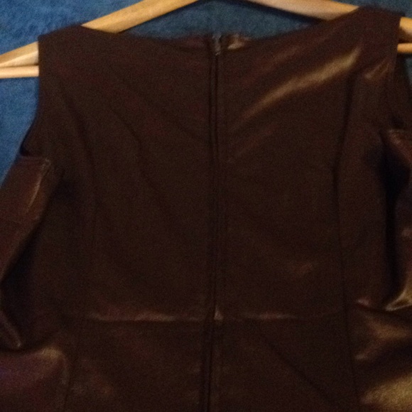 BE COOL SET top & mini skirt - Picture 7 of 8